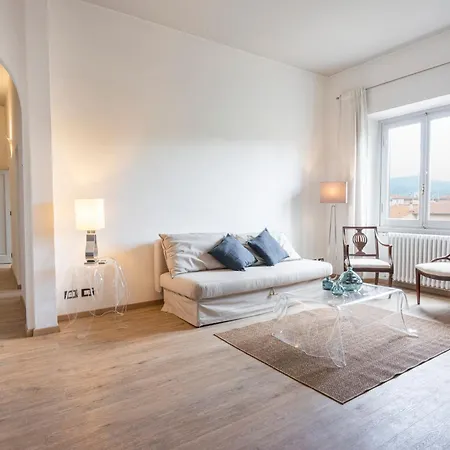 公寓 Lungarno Apartment, Free Parking 佛罗伦萨
