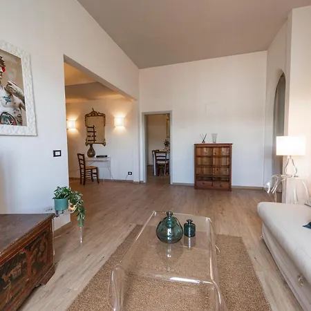 公寓 Lungarno Apartment, Free Parking 佛罗伦萨